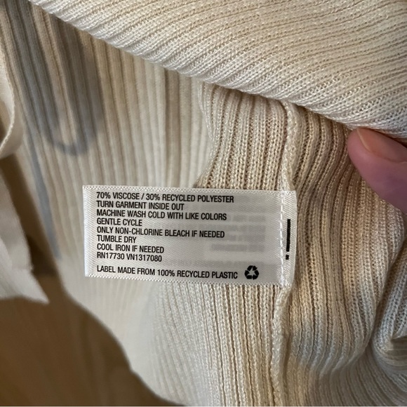 Ava & Viv Cropped Cream Ribbed Long Sleeve Cardigan Sweater NWT Target - Picture 5 of 8
